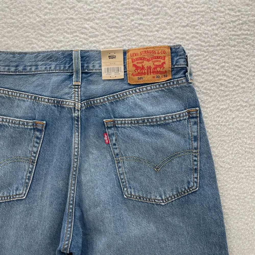 Levis 565 Jeans Mens 30x32 Blue Loose Straight Lightweight Denim Y2K Grunge NEW